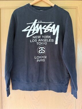 Stussy Black Crewneck Sweatshirt World Tour Graphic Screenprint / large